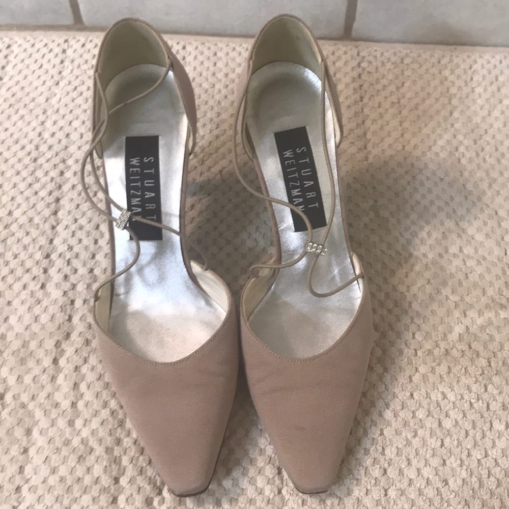 Women’s dress shoes and clutch purse